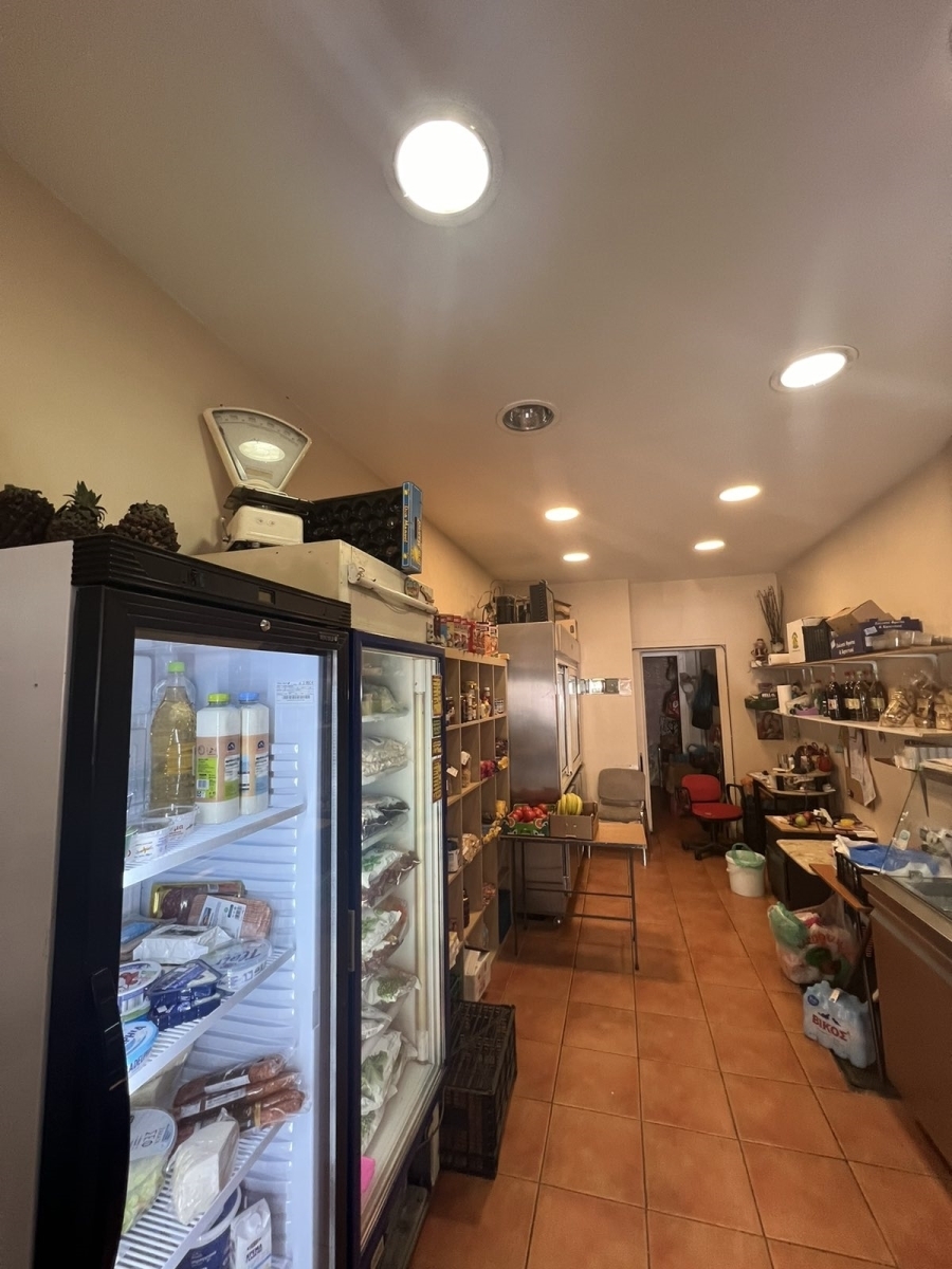 (For Sale) Commercial Retail Shop || Piraias/Piraeus - 35 Sq.m, 65.000€ 