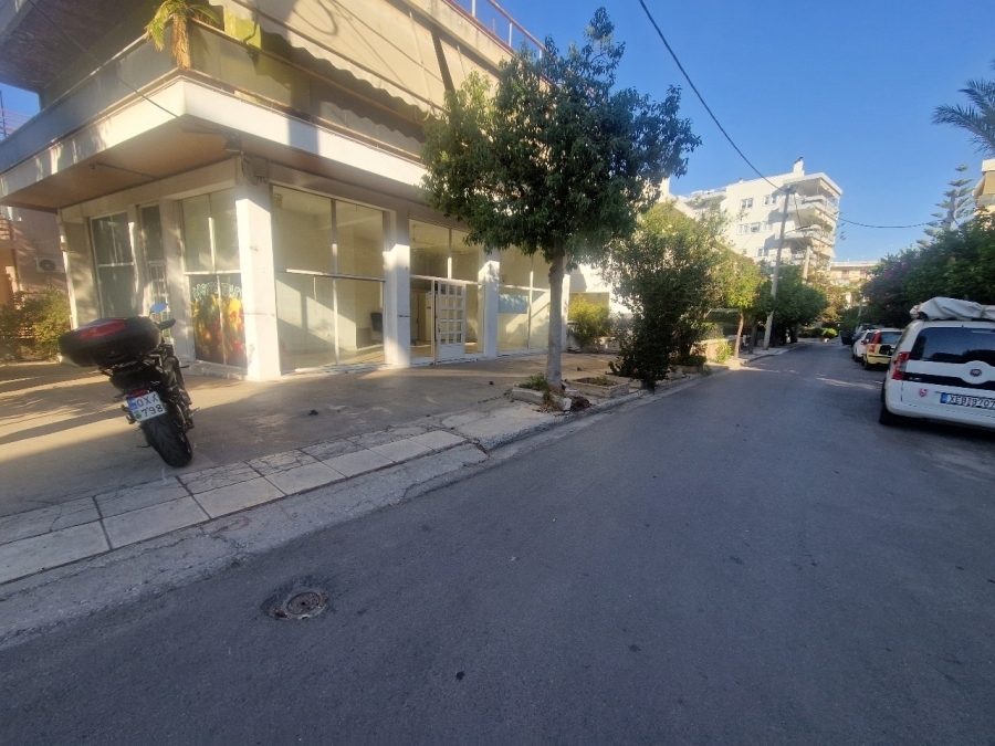 (For Rent) Commercial Retail Shop || Athens South/Palaio Faliro - 130 Sq.m, 1.800€ 